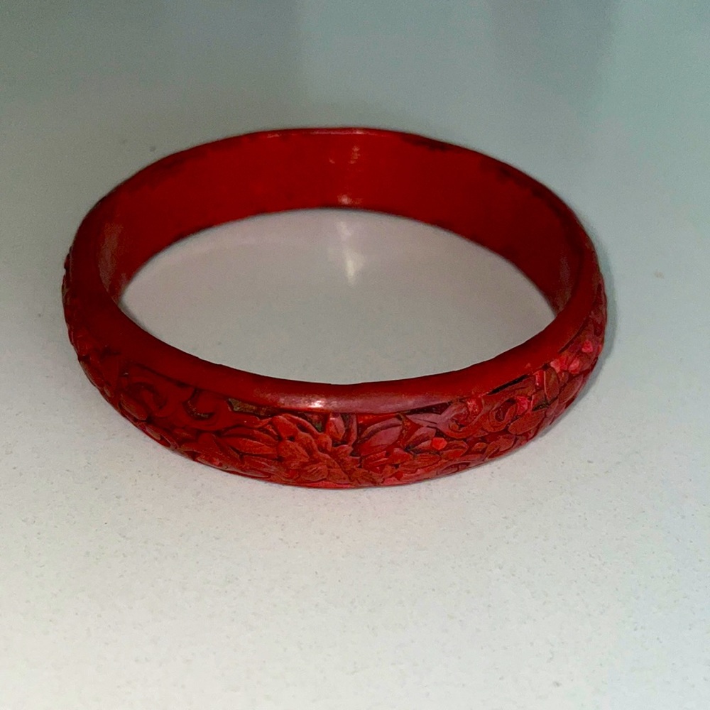 Red wood carvings bangle